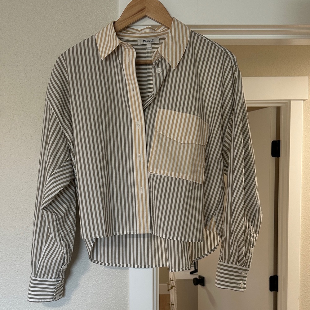 Madewell Women’s Cropped Button Down